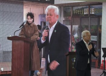 무주를 무주답게! 군민을 행복하게! 자연특별시 무주 황인홍군수 축사!